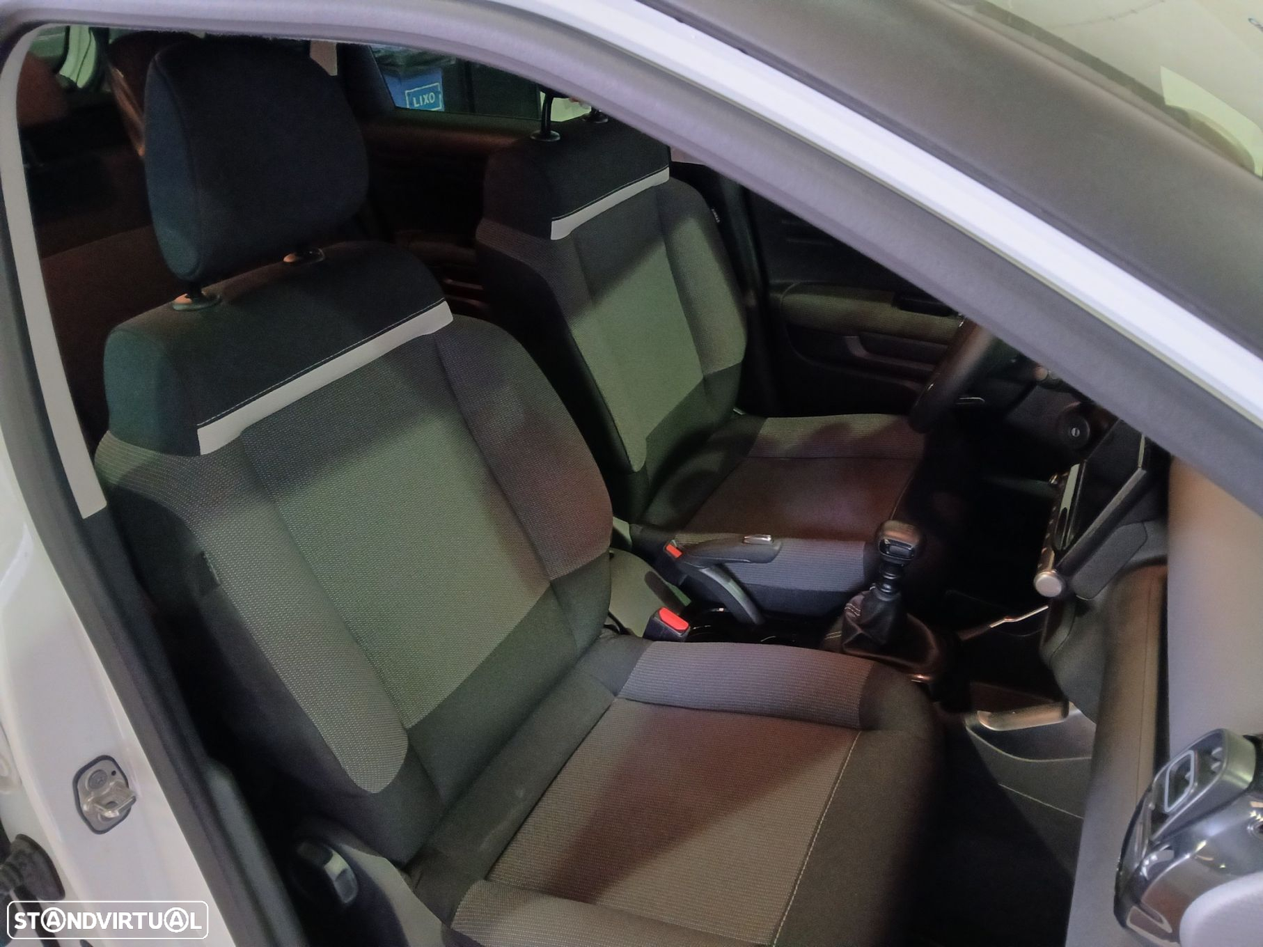 Citroën C3 Aircross 1.2 PureTech C-Series - 12