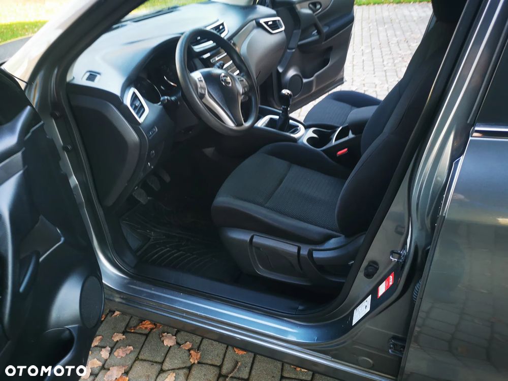 Nissan Qashqai 1.2 DIG-T N-Vision - 20