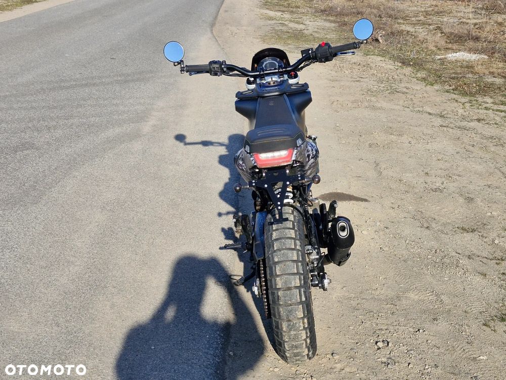 Husqvarna Svartpilen - 2