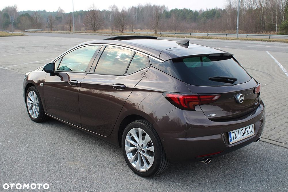 Opel Astra 1.6 T GPF Dynamic S&S - 11