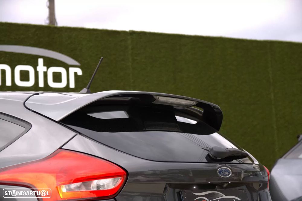 Ford Focus 1.5 TDCi ST-Line - 9