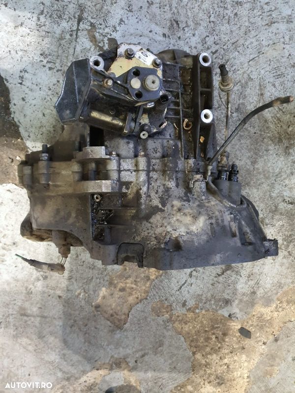 CUTIE VITEZE MANUALA 2.0 TDCI FORD MONDEO MK3 5TR. - 1