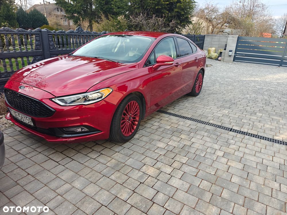 Ford Fusion - 17