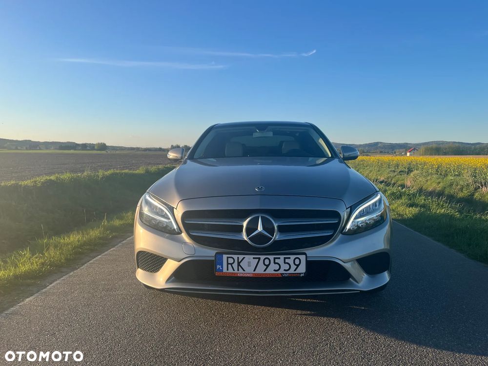Mercedes-Benz Klasa C 300 4Matic 9G-TRONIC Avantgarde - 3