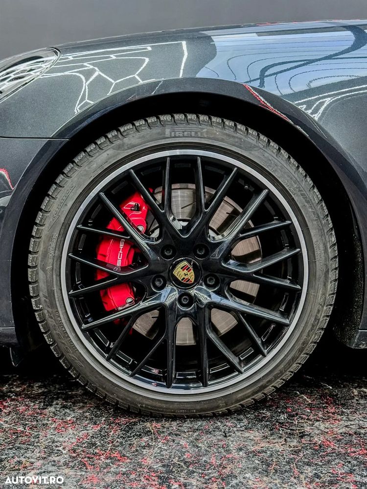 Porsche Panamera GTS - 19