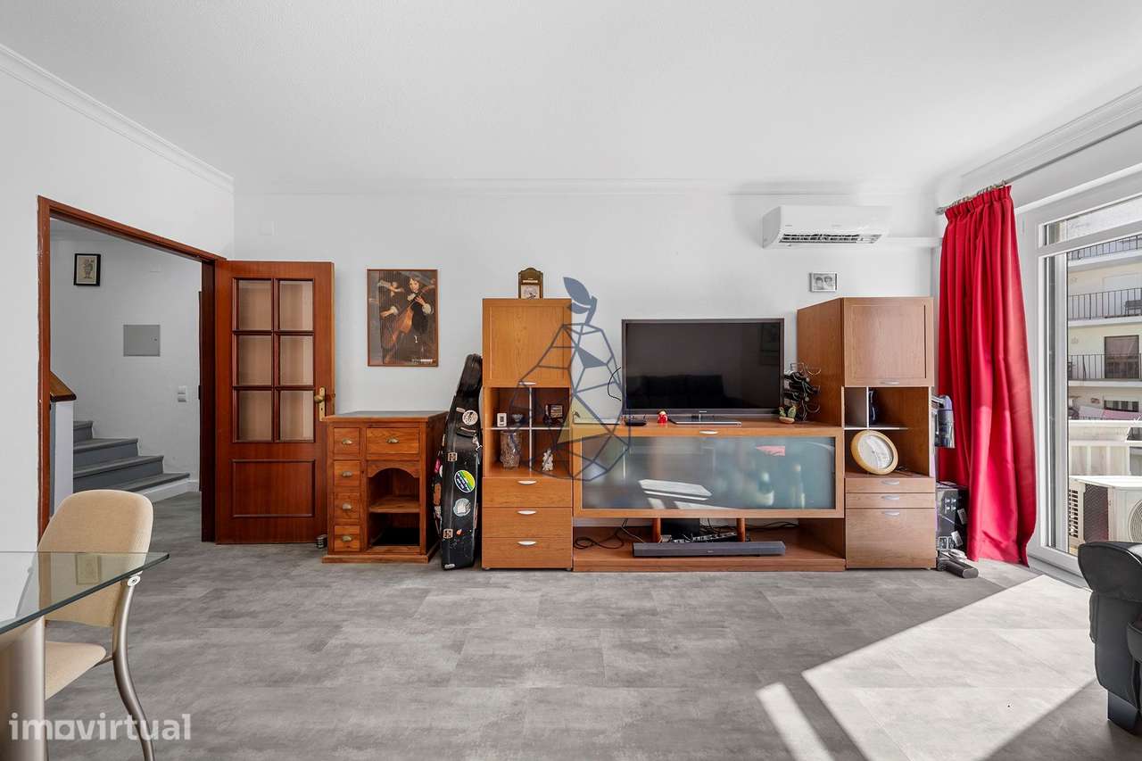 Apartamento Duplex T3 mobilado,  3 casa de banho ,Terraço, Vista Mar A - Grande imagem: 5/57