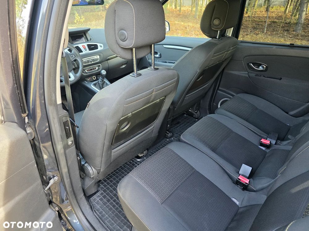 Renault Scenic 1.5 dCi Alize - 16