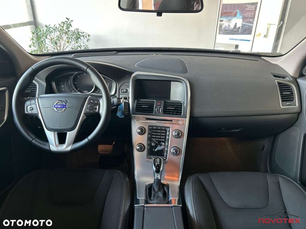 Volvo XC 60 D3 Geartronic Summum - 10