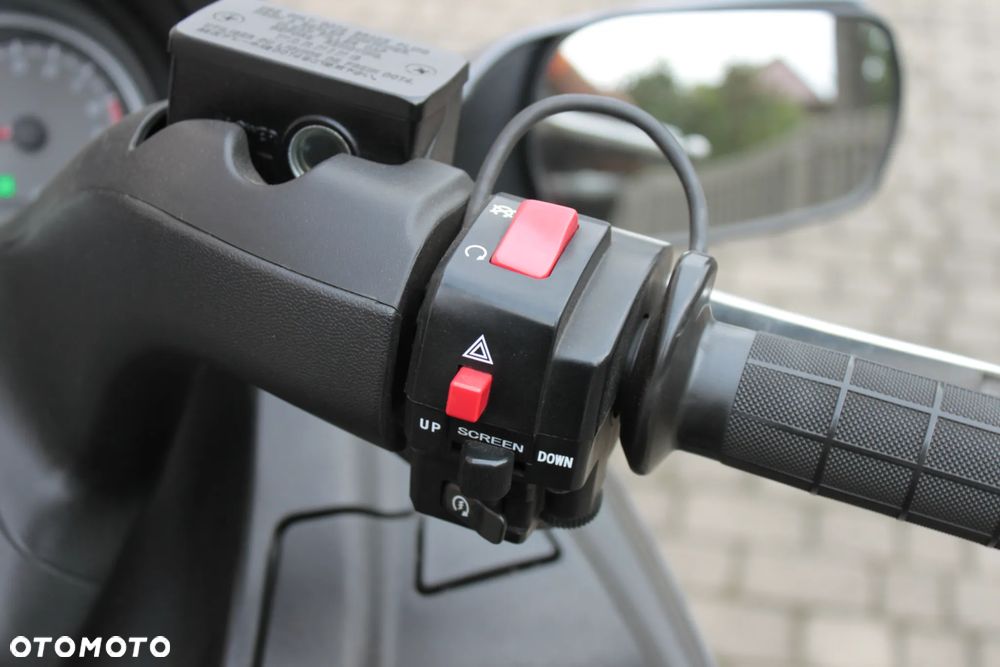 Suzuki Burgman - 15