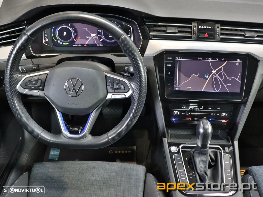 VW Passat Variant - 8