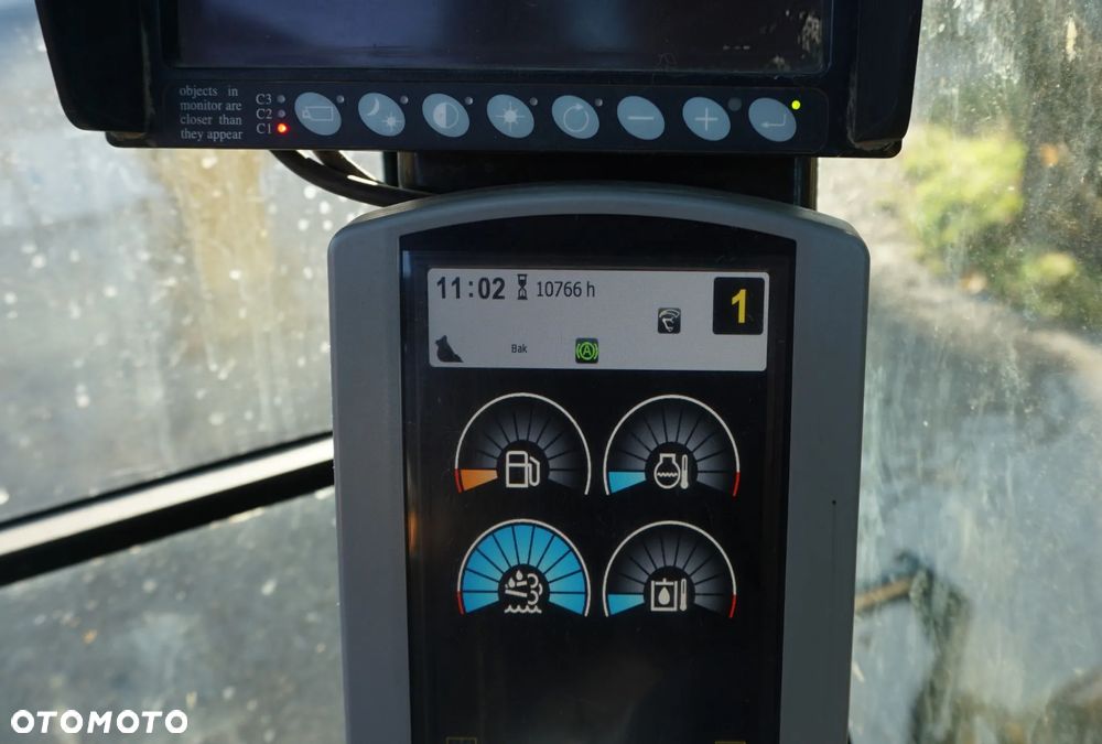 Caterpillar CAT M 320 F - 13