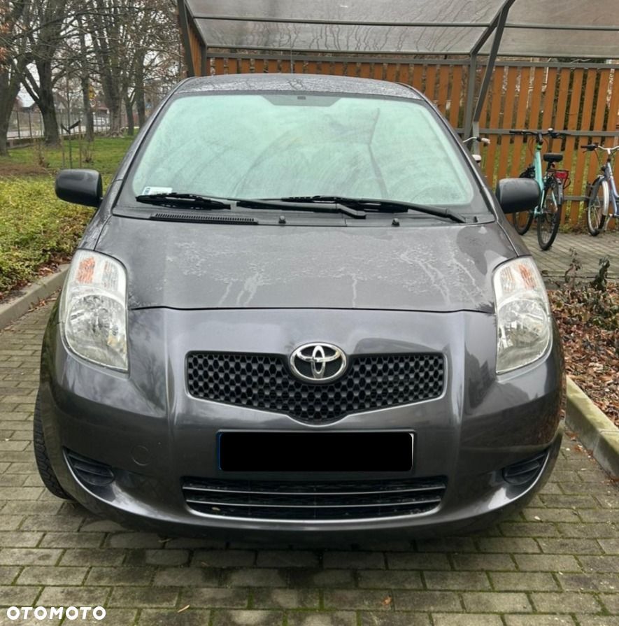 Toyota Yaris 1.3 Terra - 2
