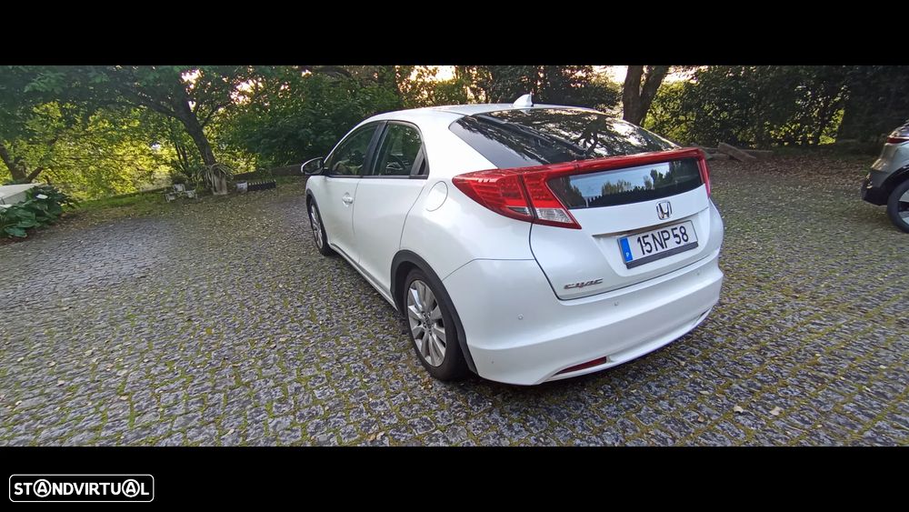 Honda Civic 1.4 i-VTEC Sport - 4