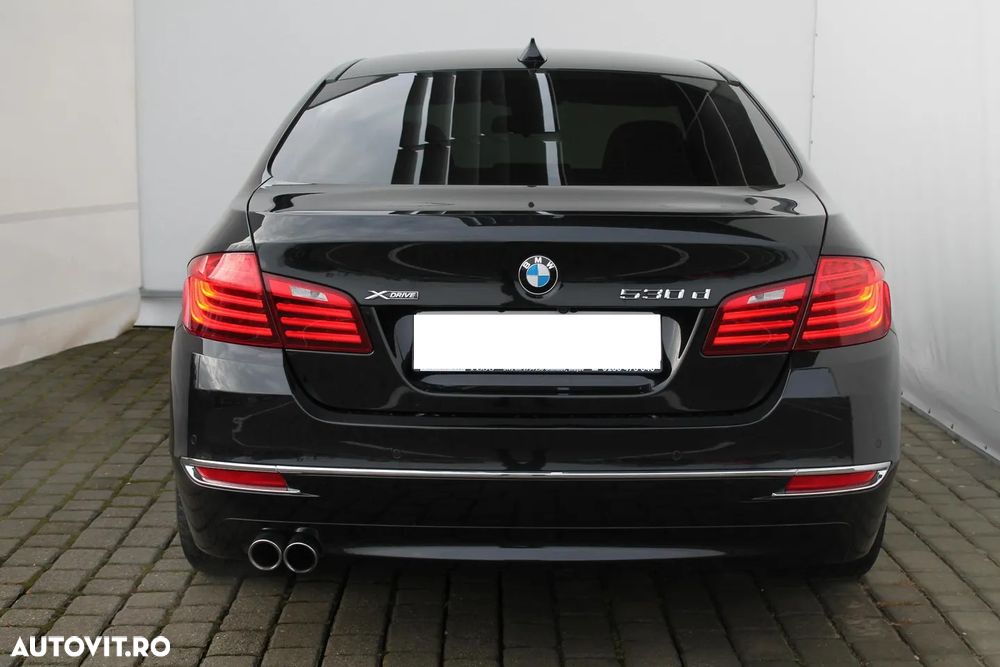 BMW Seria 5 530d xDrive Aut. Luxury Line - 12