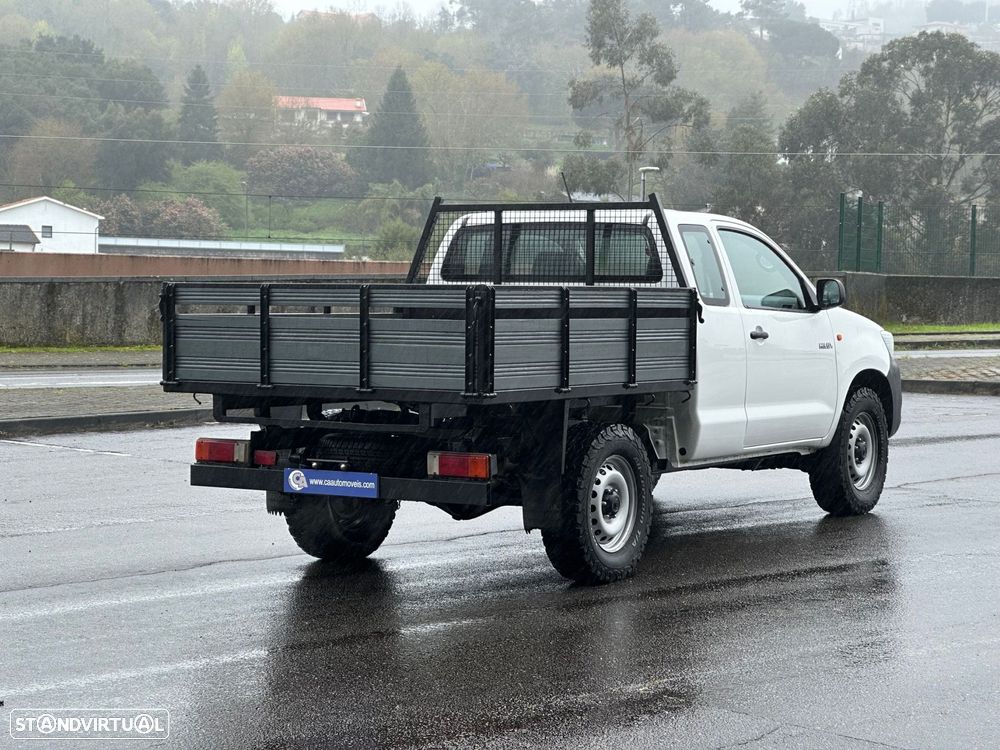 Toyota Hilux 2.5 D-4D 4WD CE CM AC - 17