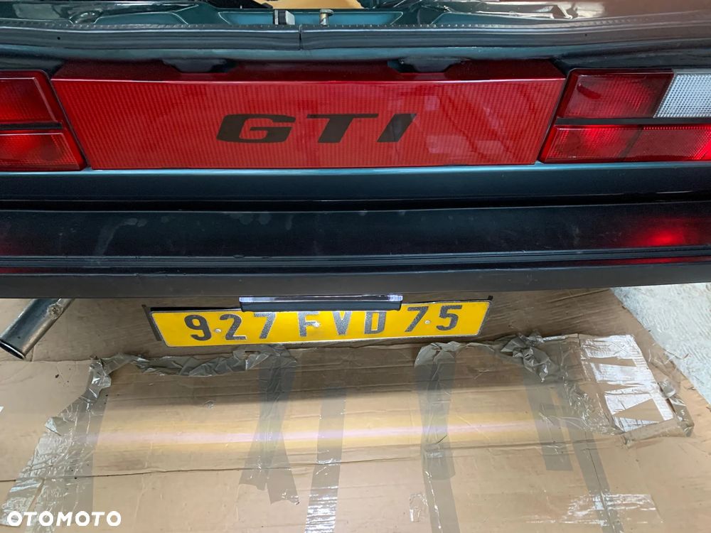 Volkswagen Golf 1.8 GTI - 7