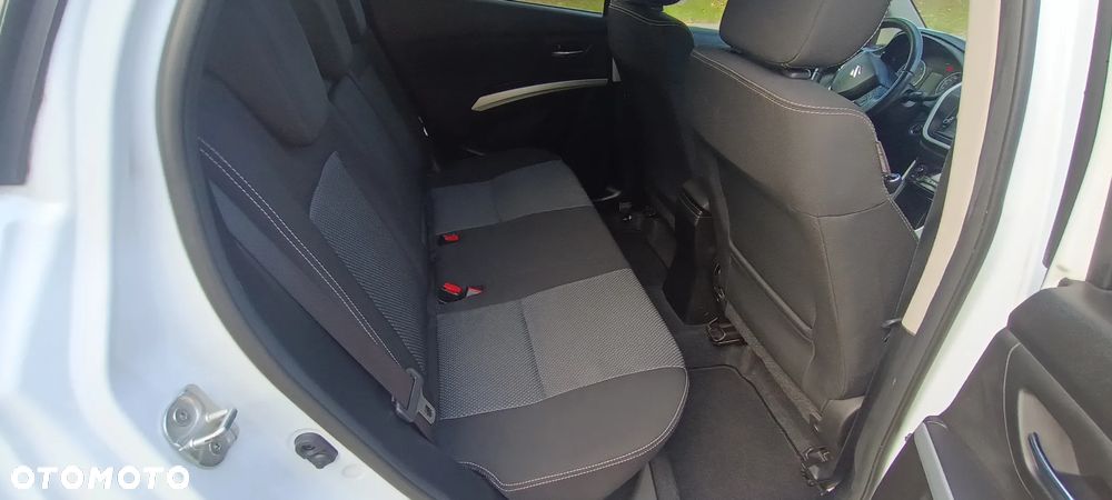 Suzuki SX4 S-Cross 1.6 DDiS Premium Plus 4WD - 28