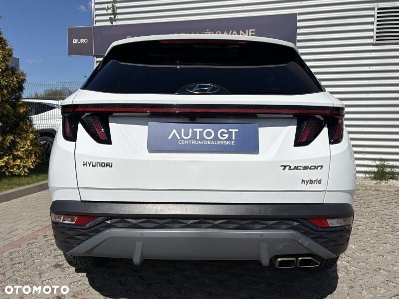 Hyundai Tucson 1.6 T-GDi HEV Executive 2WD - 23