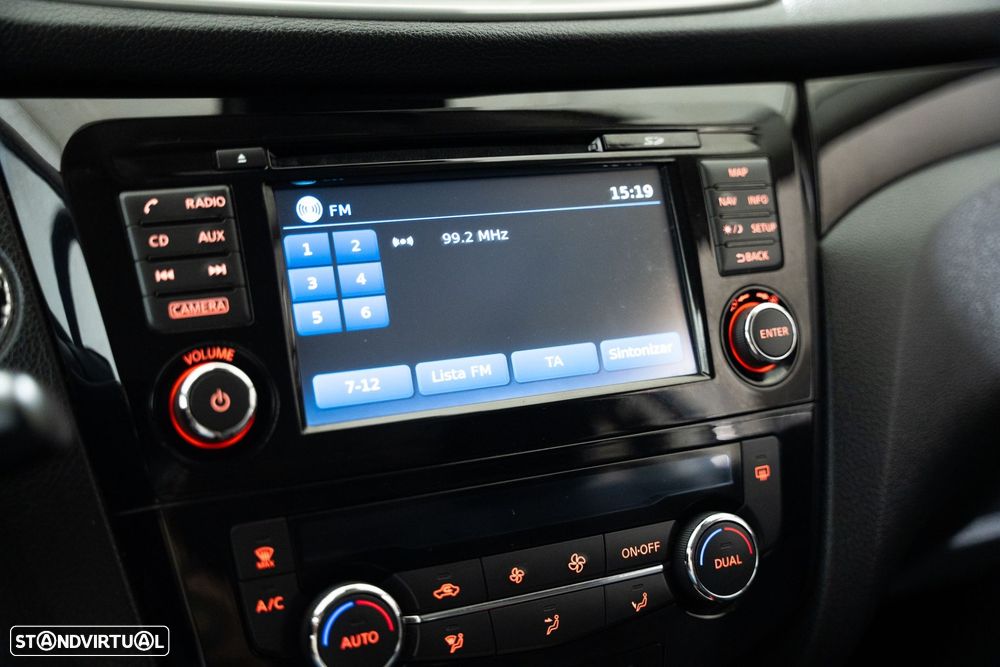 Nissan Qashqai 1.5 dCi N-Connecta - 13