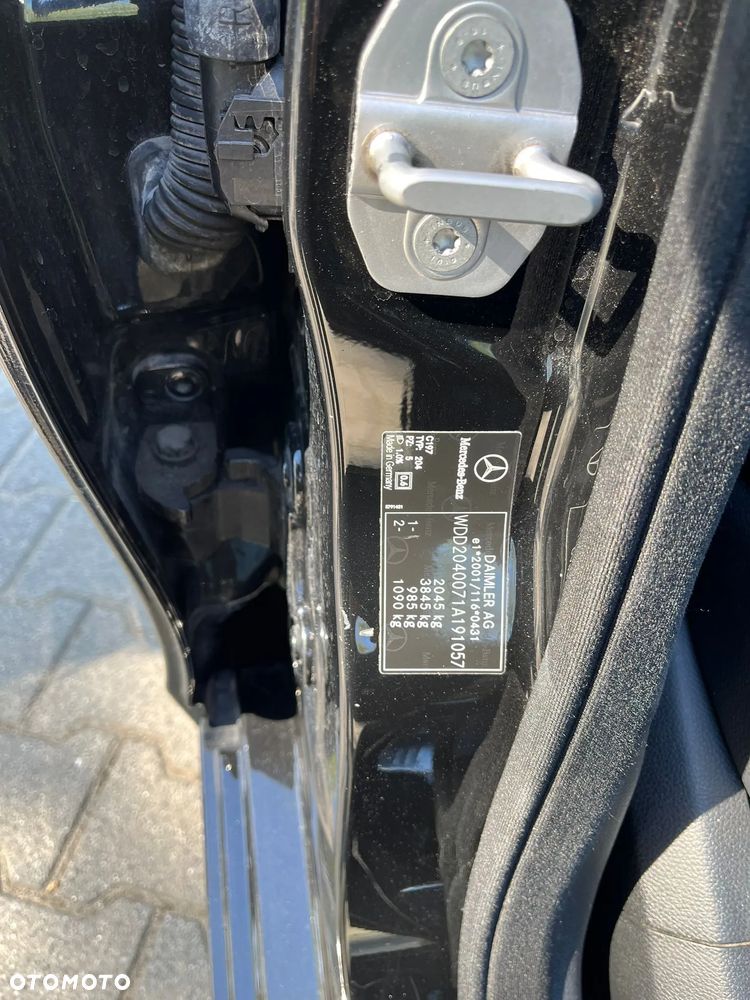 Mercedes-Benz Klasa C 200 CDI DPF Elegance - 32