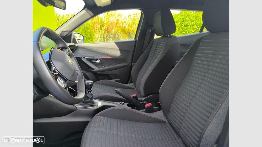 Peugeot 2008 1.2 PureTech Active - 6