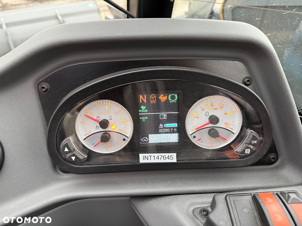 Liebherr Ładowarka Teleskopowa T36-7s - 31