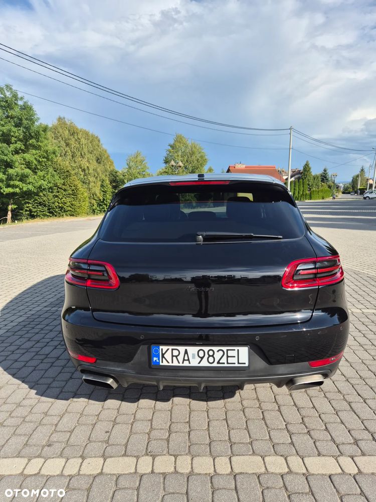 Porsche Macan - 4