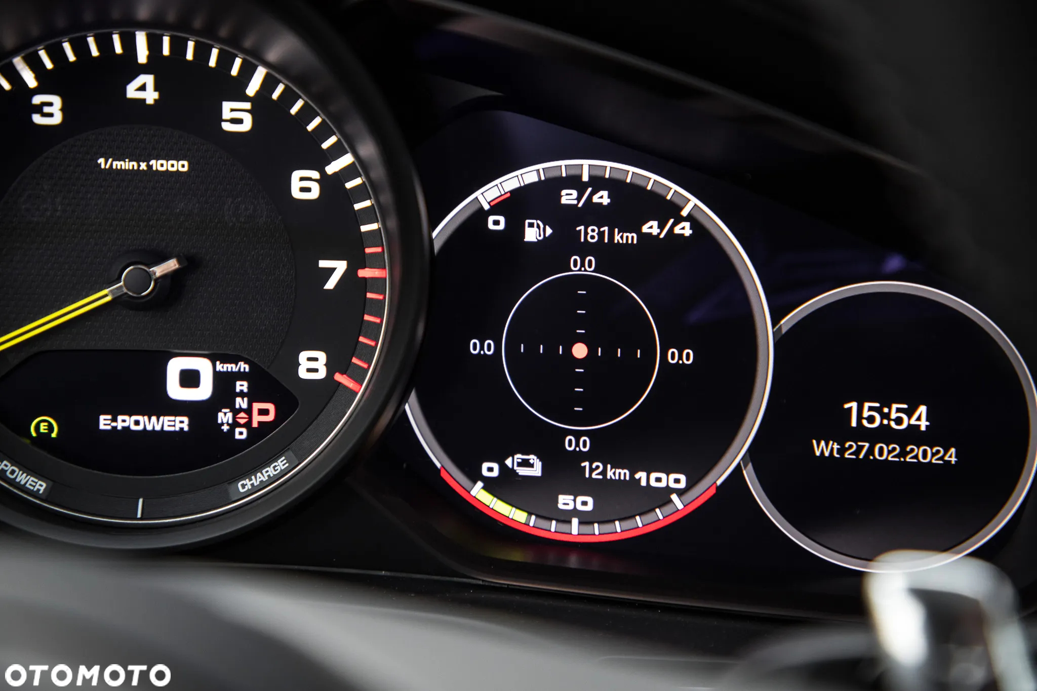 Porsche Panamera 4S Executive - 28