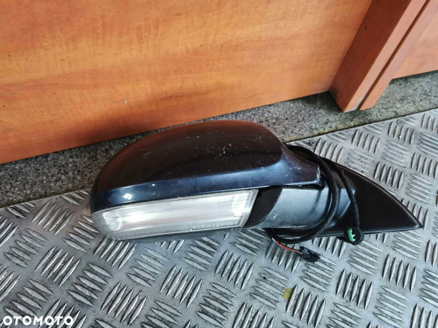 LUSTERKO PRAWY PRZÓD VW PASSAT B6 EU 6 PIN - 2
