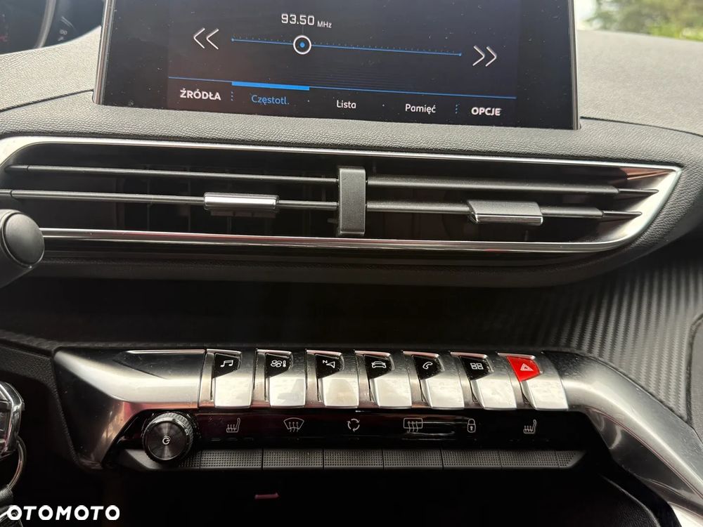 Peugeot 3008 PureTech 130 Stop & Start GPF Allure - 8