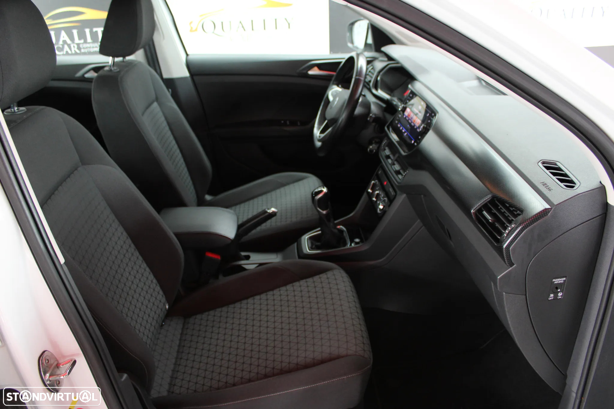 VW T-Cross 1.0 TSI Life - 11