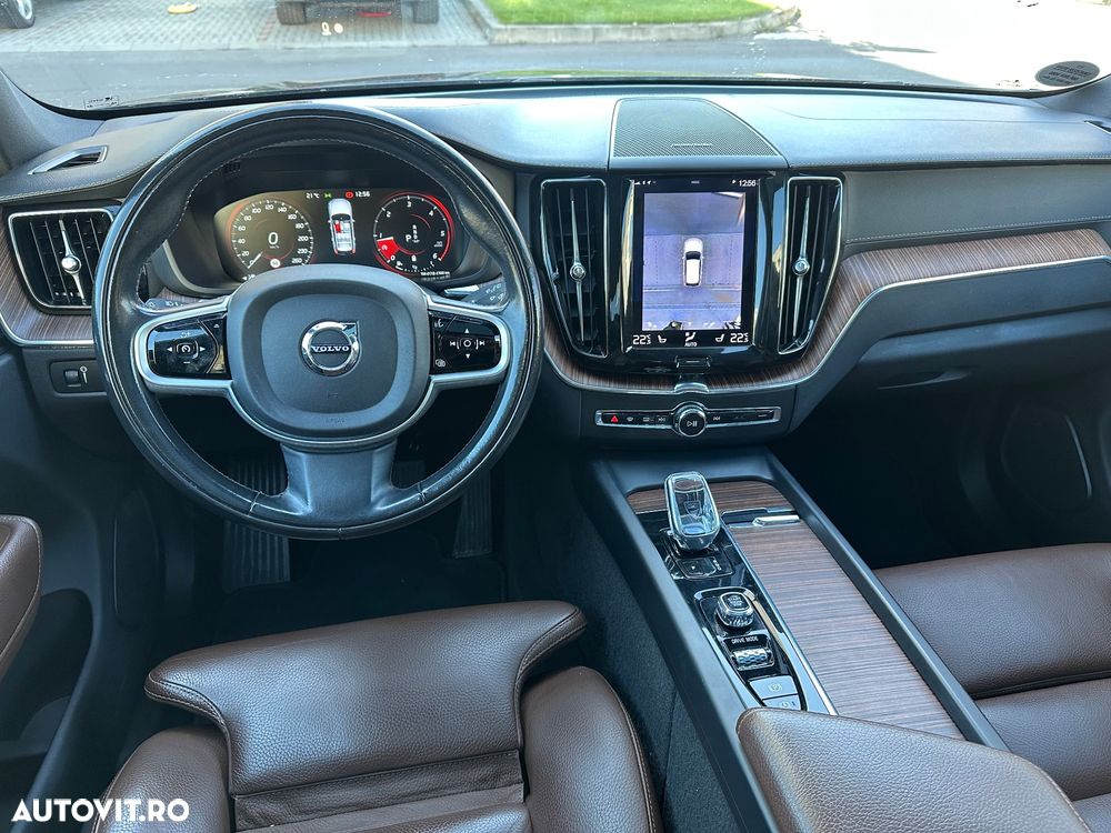 Volvo XC 60 B4 MHEV AT8 AWD Inscription - 18