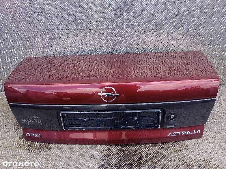 KLAPA BAGAŻNIKA OPEL ASTRA F SEDAN - 1