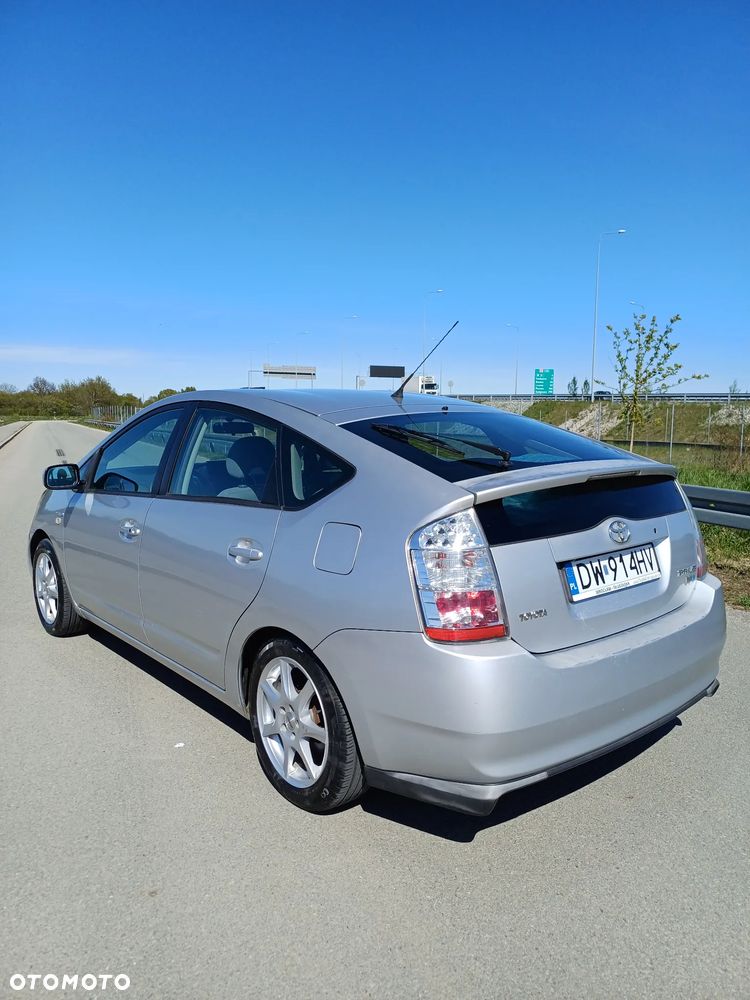 Toyota Prius 1.5 VVT-i Sol (nav) - 5