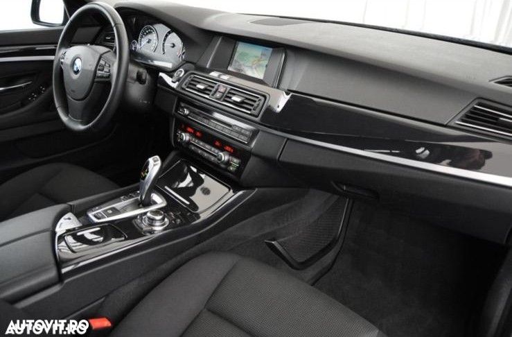 BMW Seria 5 520d Aut. Luxury Line - 14