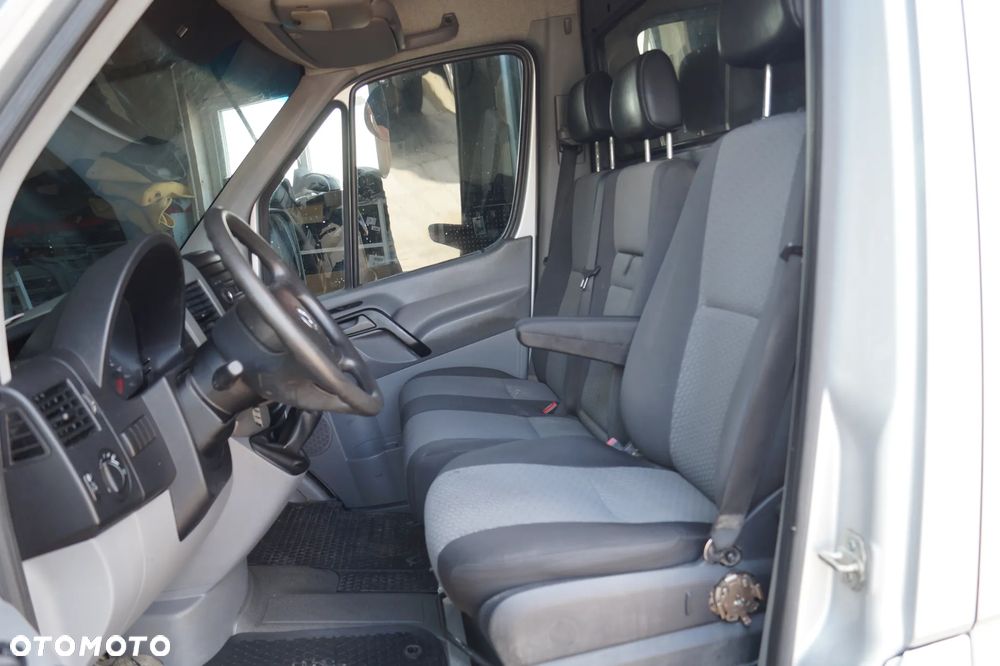 Volkswagen Crafter - 19