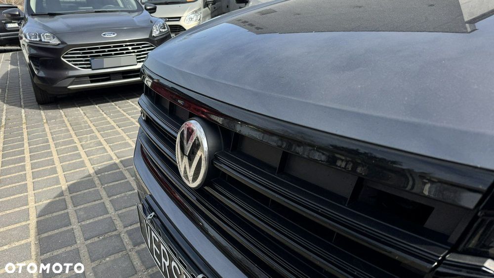 Volkswagen Touareg - 20
