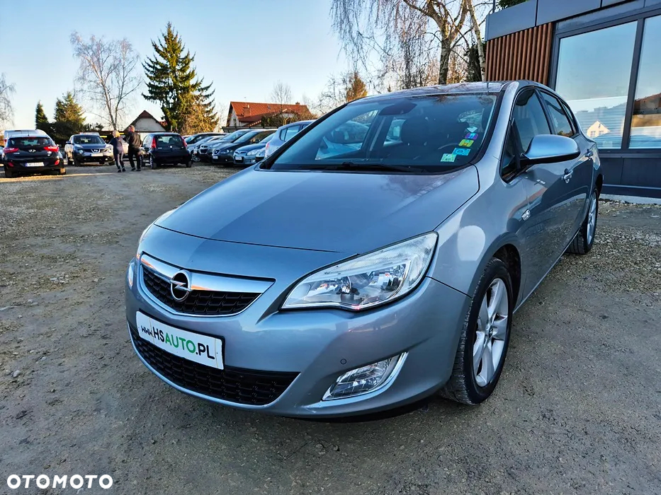 Opel Astra 1.4 Turbo Exklusiv - 27