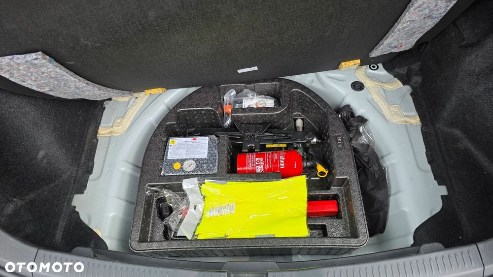 Toyota Auris 1.33 VVT-i Life - 16