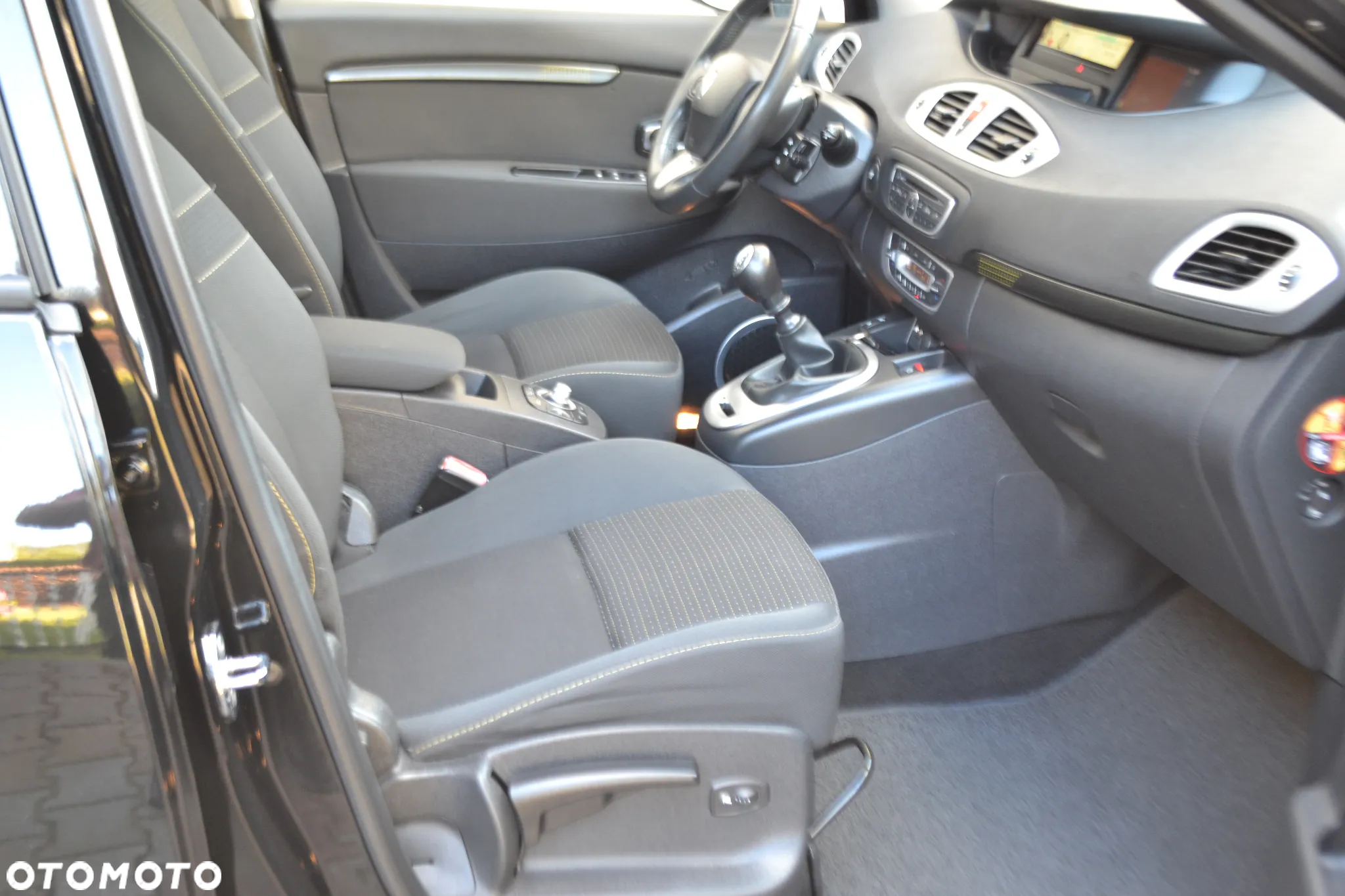 Renault Scenic 1.4 16V TCE TomTom Edition - 18