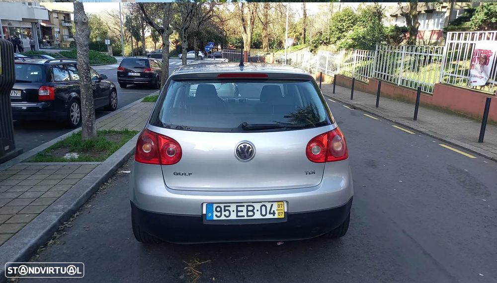 VW Golf 1.9 TDi 6V Confortline - 4