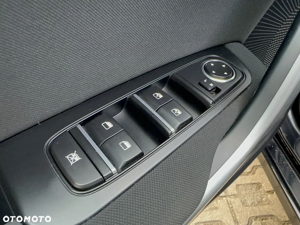 Kia Ceed 1.5 T-GDI M DCT - 12