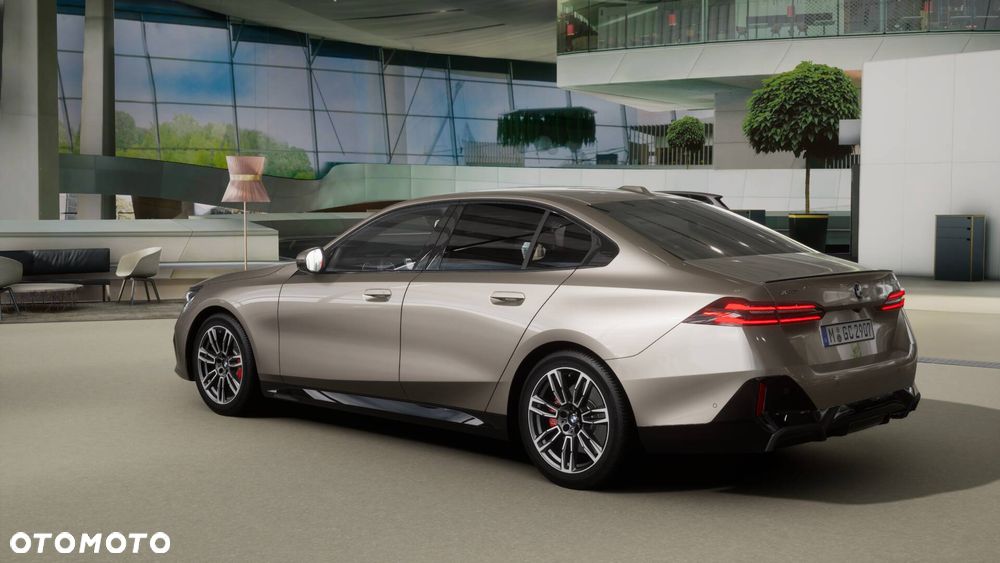 BMW Seria 5 520d xDrive mHEV - 3