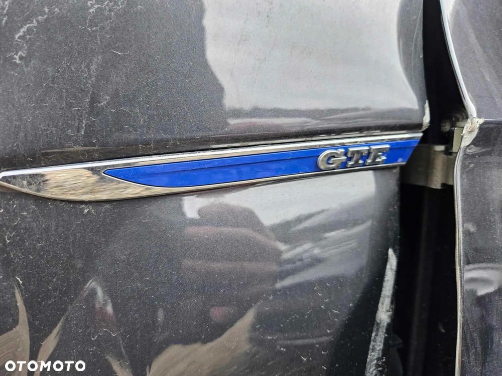 Volkswagen Passat ver-variant-1-4-tsi-plug--in--hybrid-dsg-gte - 13