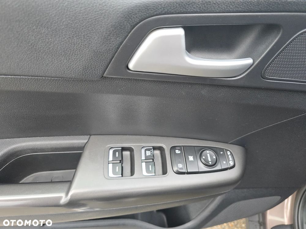 Kia Sportage 1.6 GDI L Business Line 2WD - 16