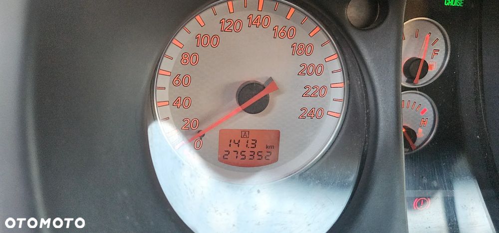 Mitsubishi Outlander - 11