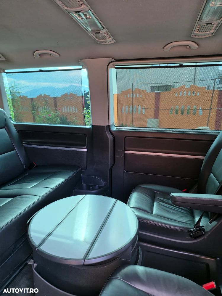 Volkswagen Multivan - 9
