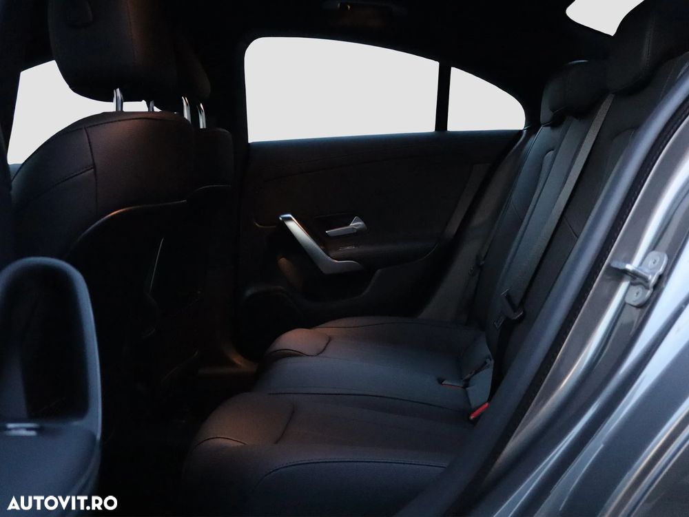 Mercedes-Benz CLA - 15