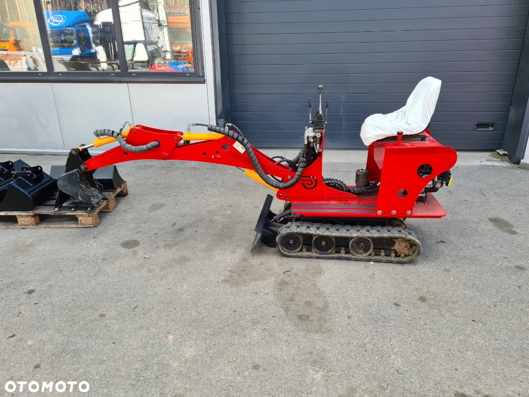 Bobcat Minikoparka Springer HONDA - 14