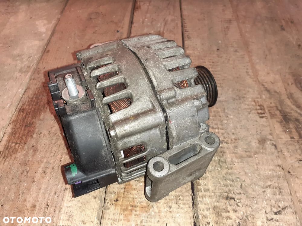 Mercedes 3.5 CDI  Alternator - 1